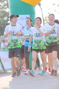 BIB: 
                            <button type="button" onclick="openModal(3652239)" class="btn btn-primary btn-sm float-right btn-popup" data-toggle="modal" data-target=".modal-high-quality">
                        <i class="fas fa-shopping-cart"></i> Add to Cart
                    </button>
                                            <button type="button" onclick="isThisMe(3652239, true)" class="btn btn-success btn-sm float-right btn-popup btn-isme hidden" data-toggle="tooltip" data-placement="bottom" title="นี่คือรูปของคุณใช่ไหม คลิกที่นี่เพื่อเอาเข้าอัลบั้ม">
                        <i class="fas fa-plus"></i> Add to album
                    </button>
                    <button type="button" onclick="isThisMe(3652239, false)" class="btn btn-warning btn-sm float-right btn-popup btn-isnotme hidden">
                        <i class="fas fa-ban"></i> Remove from album
                    </button>